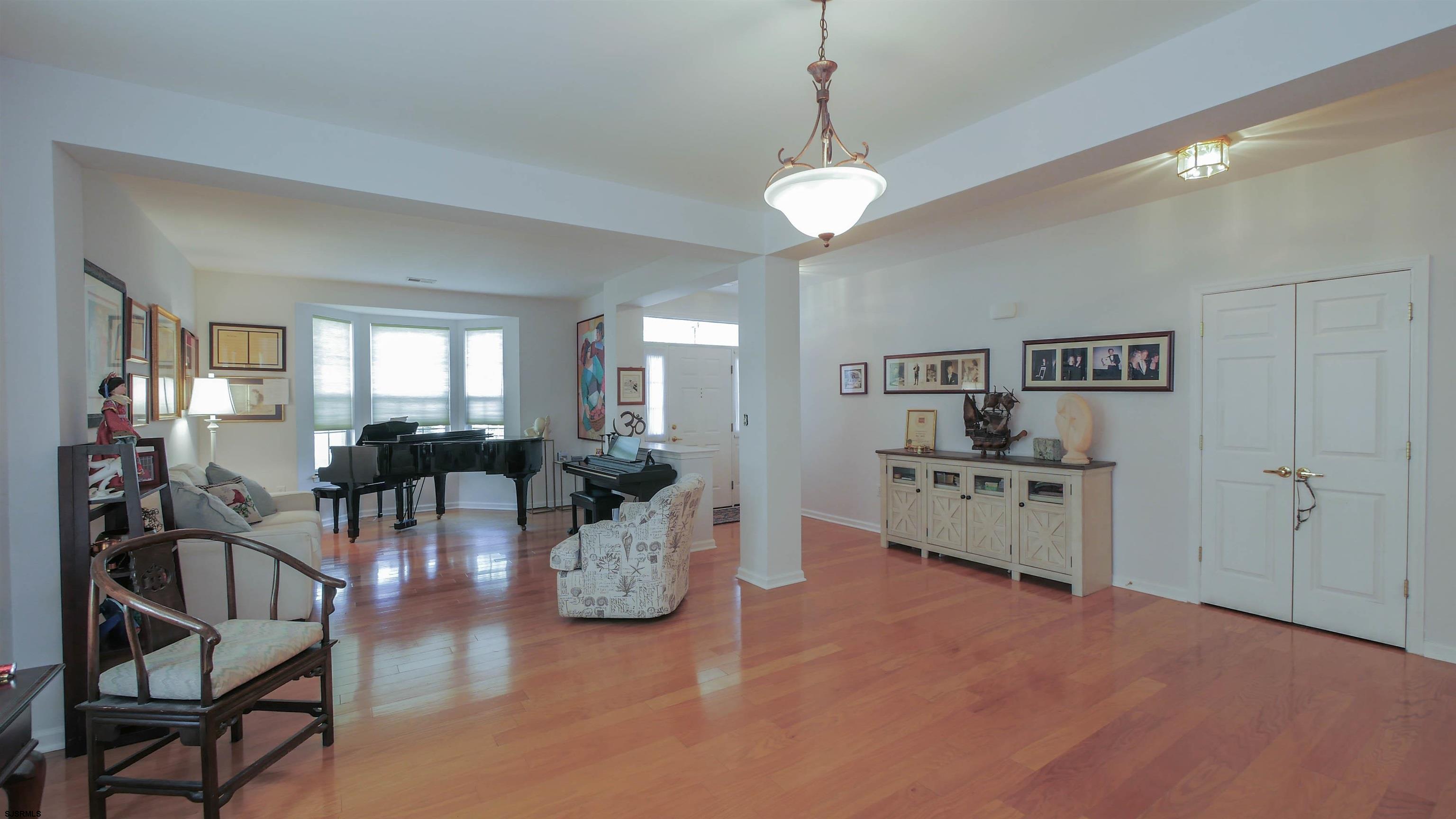 17 Derby Dr
