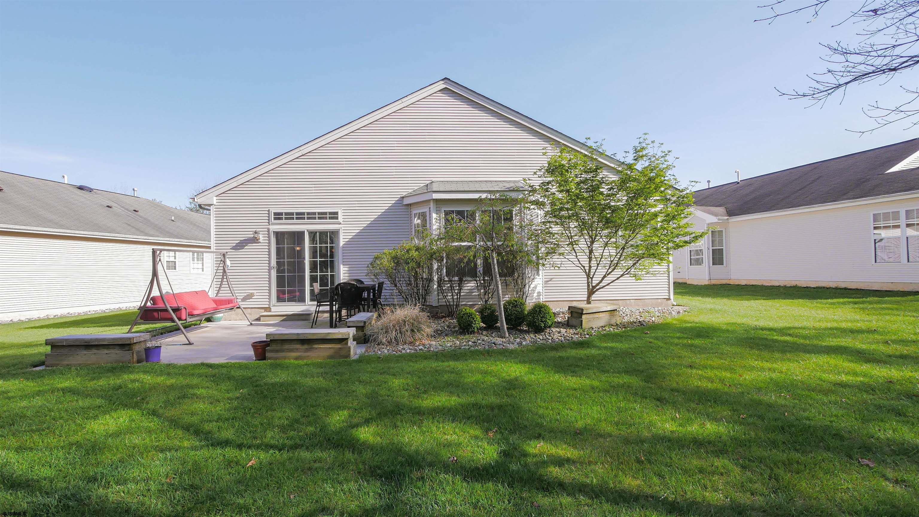 17 Derby Dr