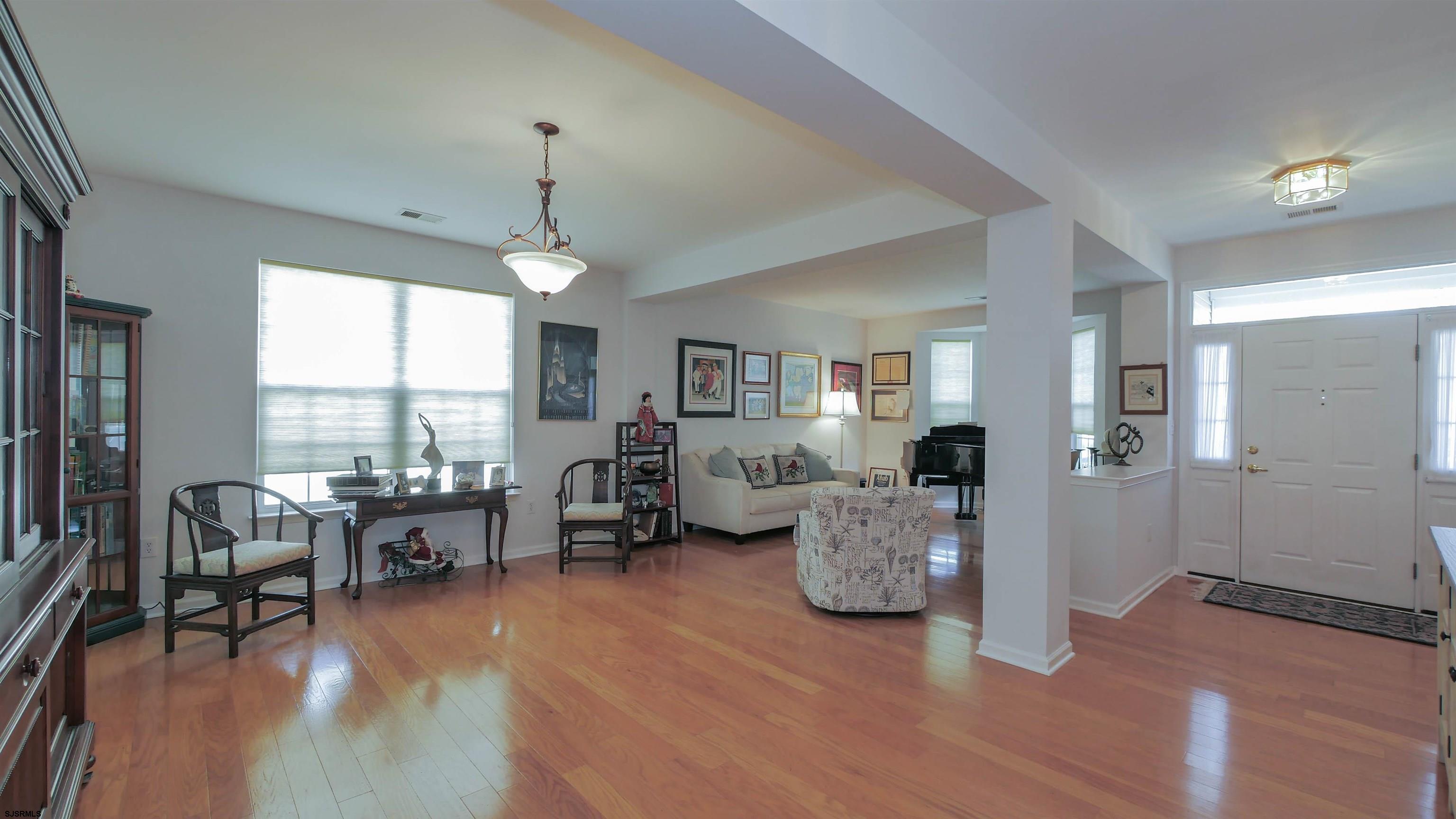 17 Derby Dr