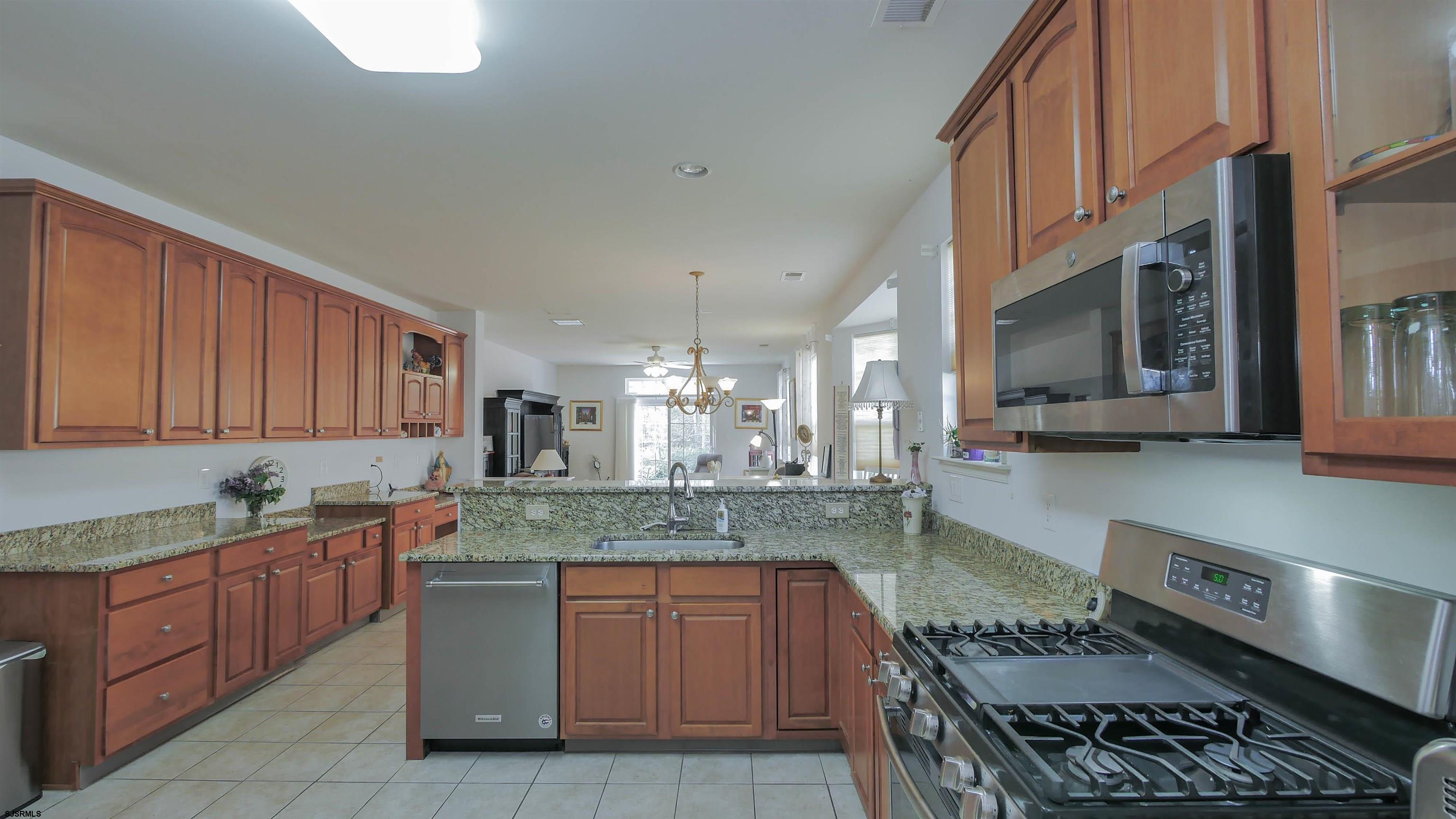17 Derby Dr