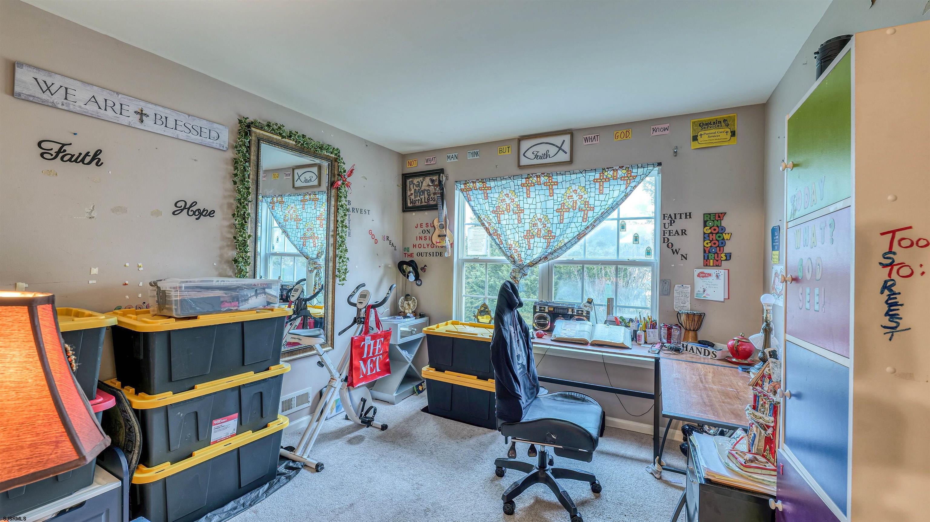 58 Delray Ln