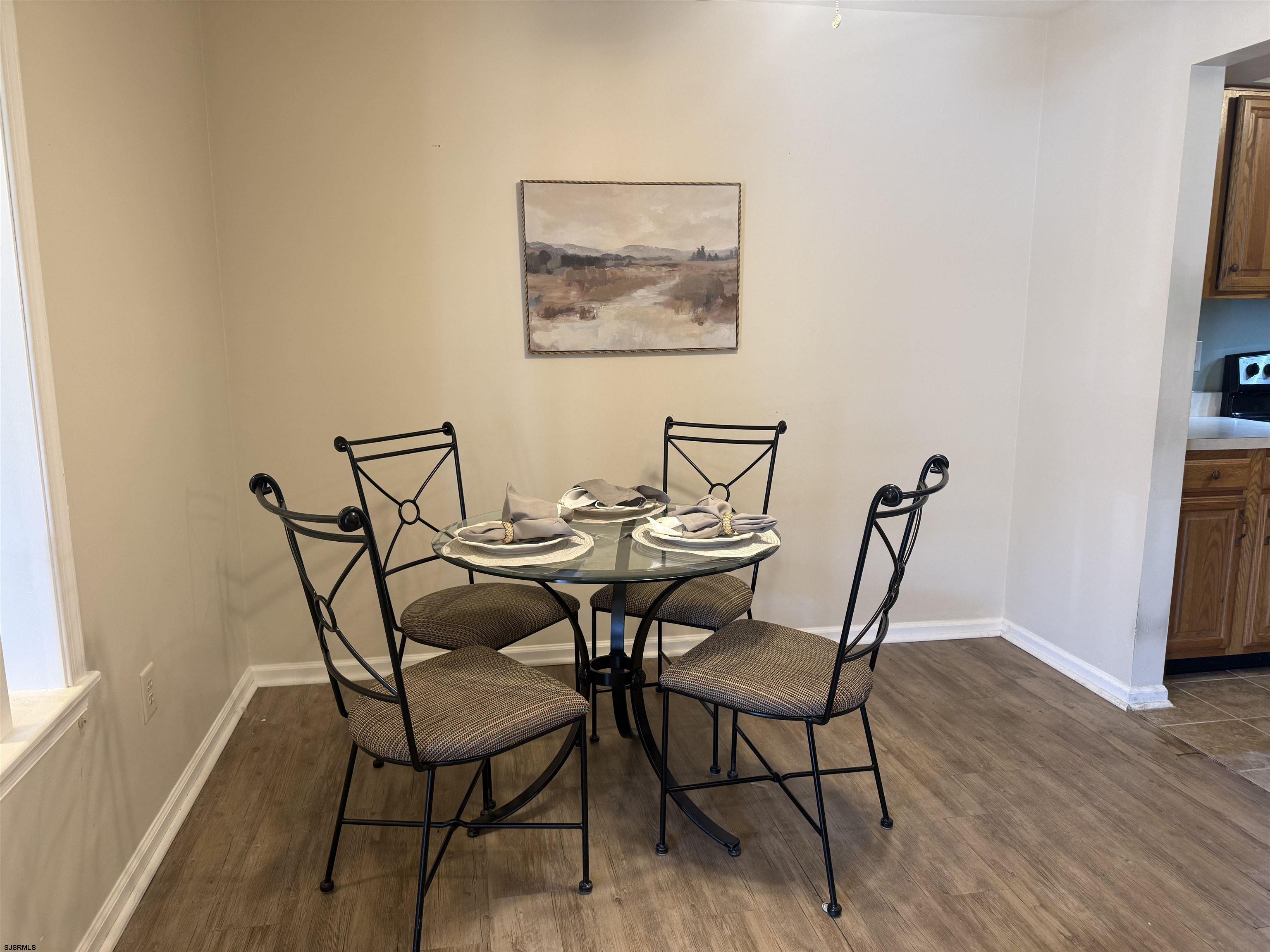 17 Harrogate Ct Unit: 17