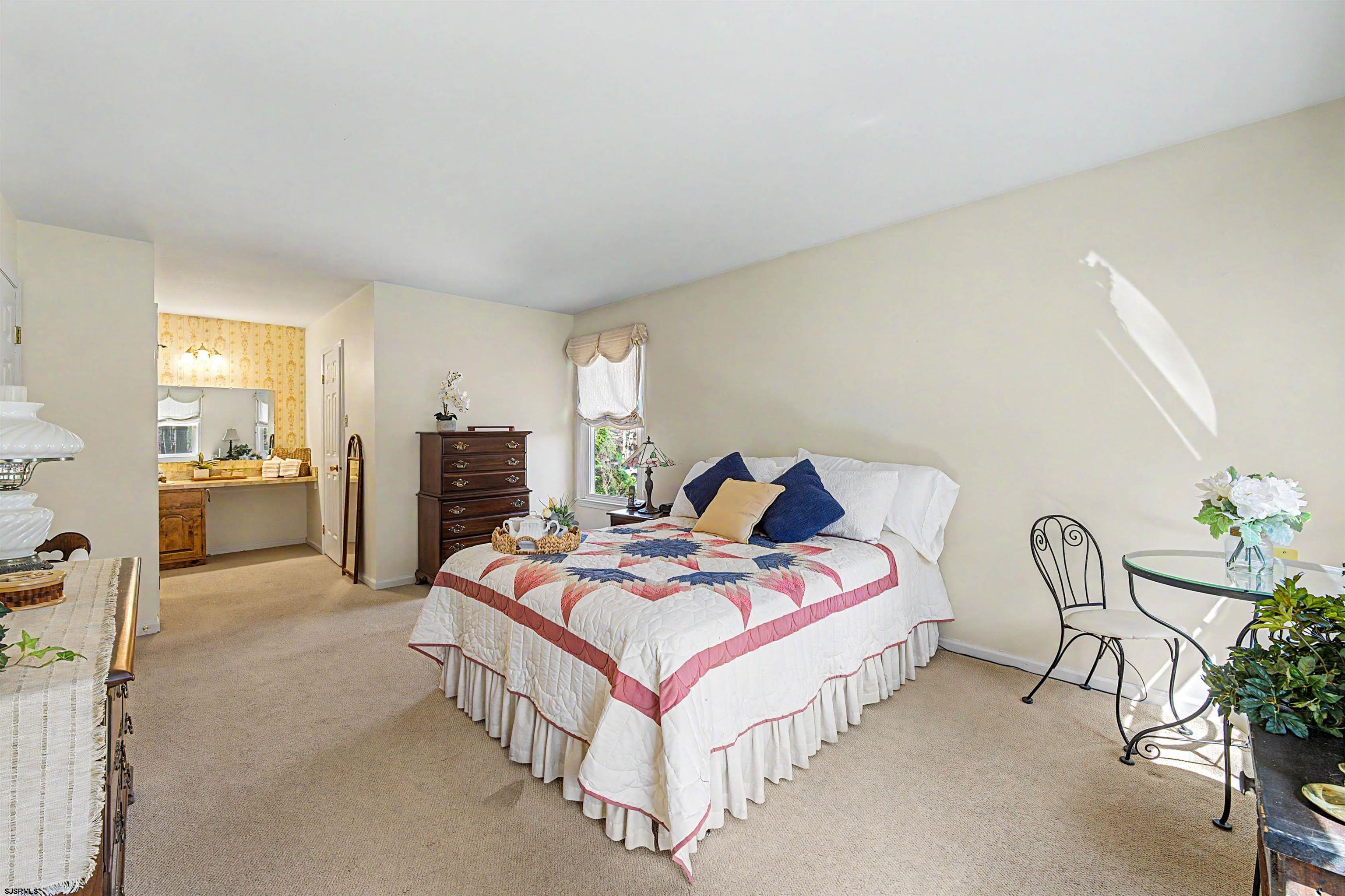 506 E Oslo Ct