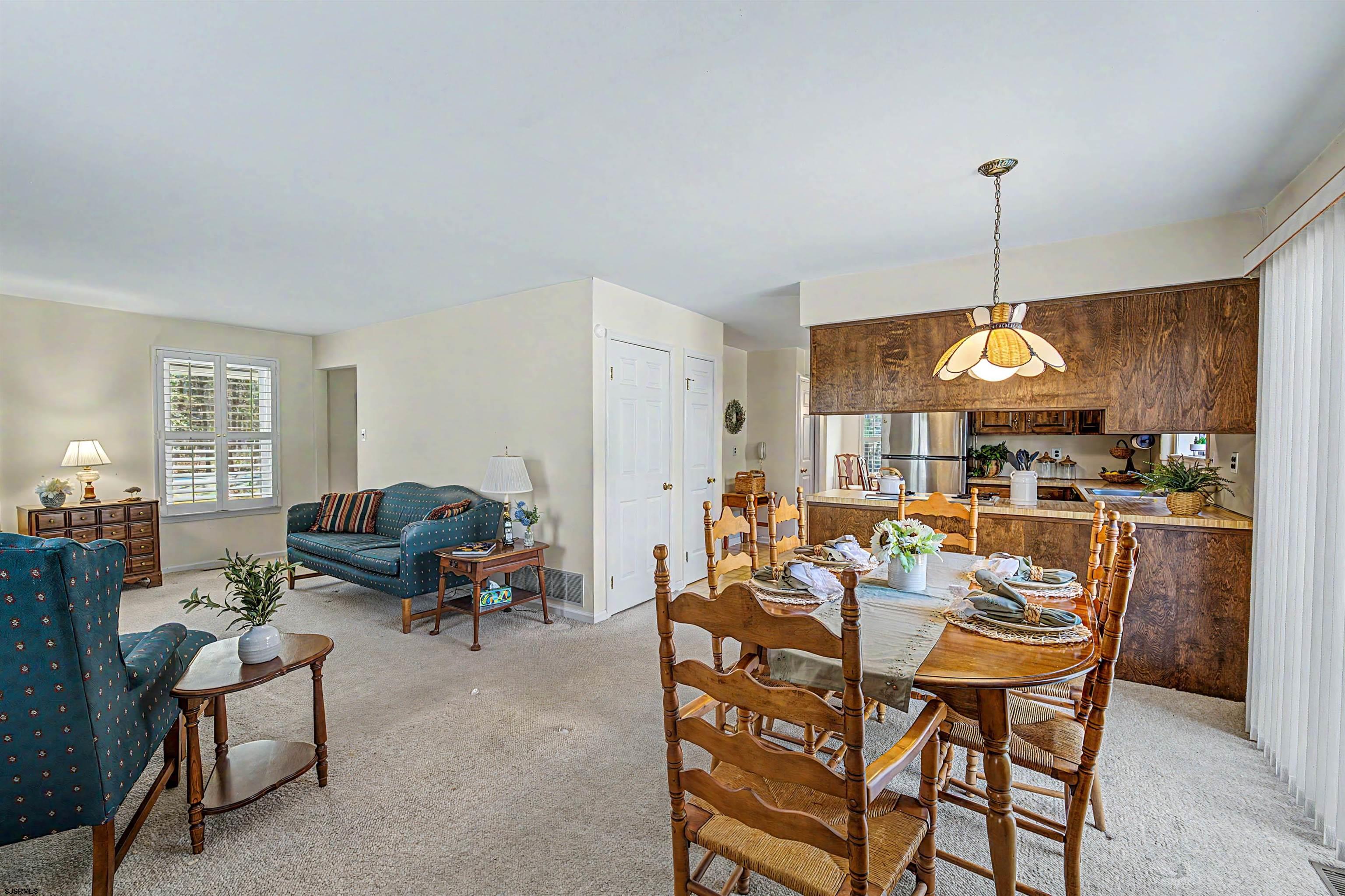 506 E Oslo Ct
