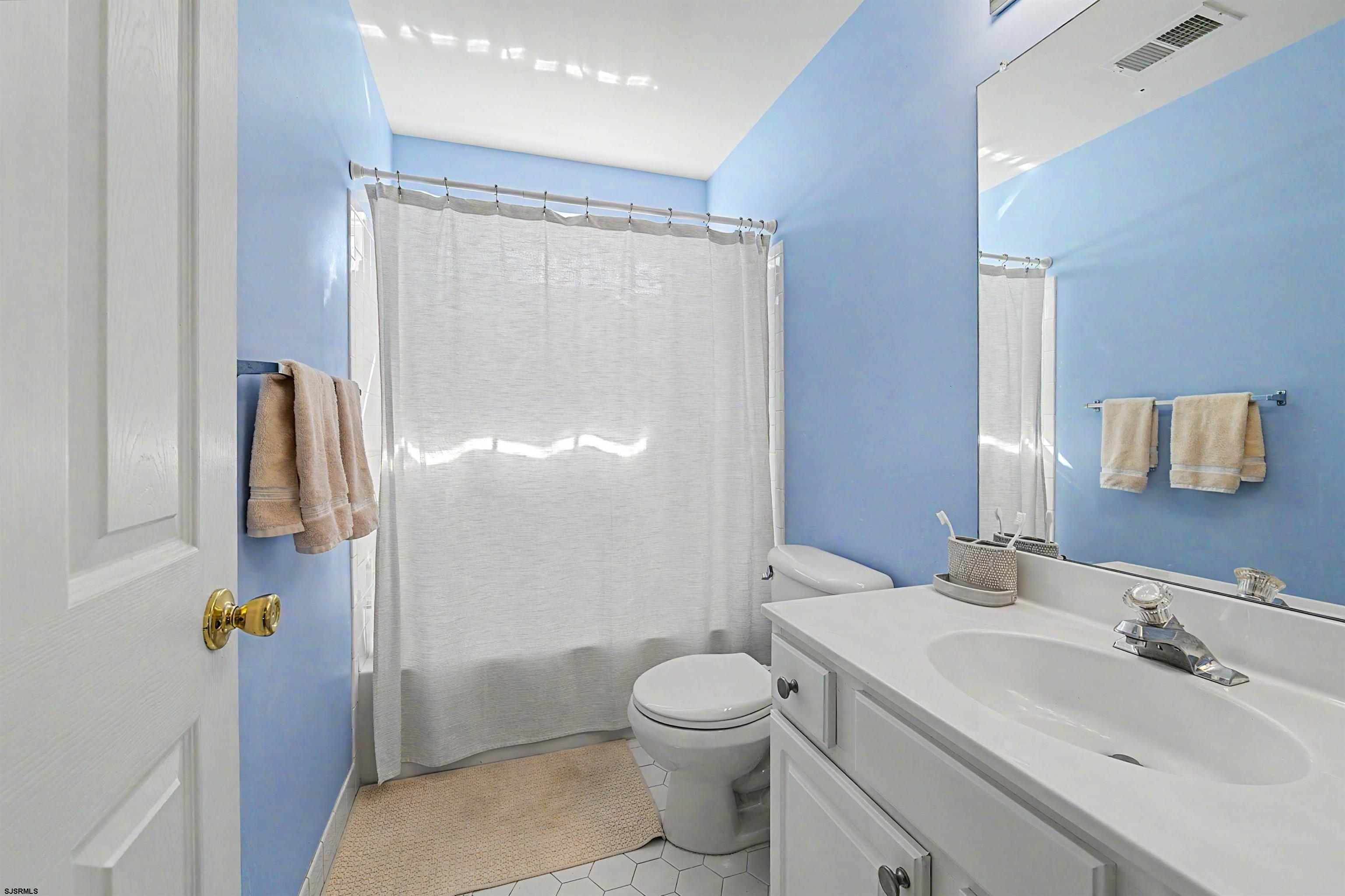 456 Exeter Ct