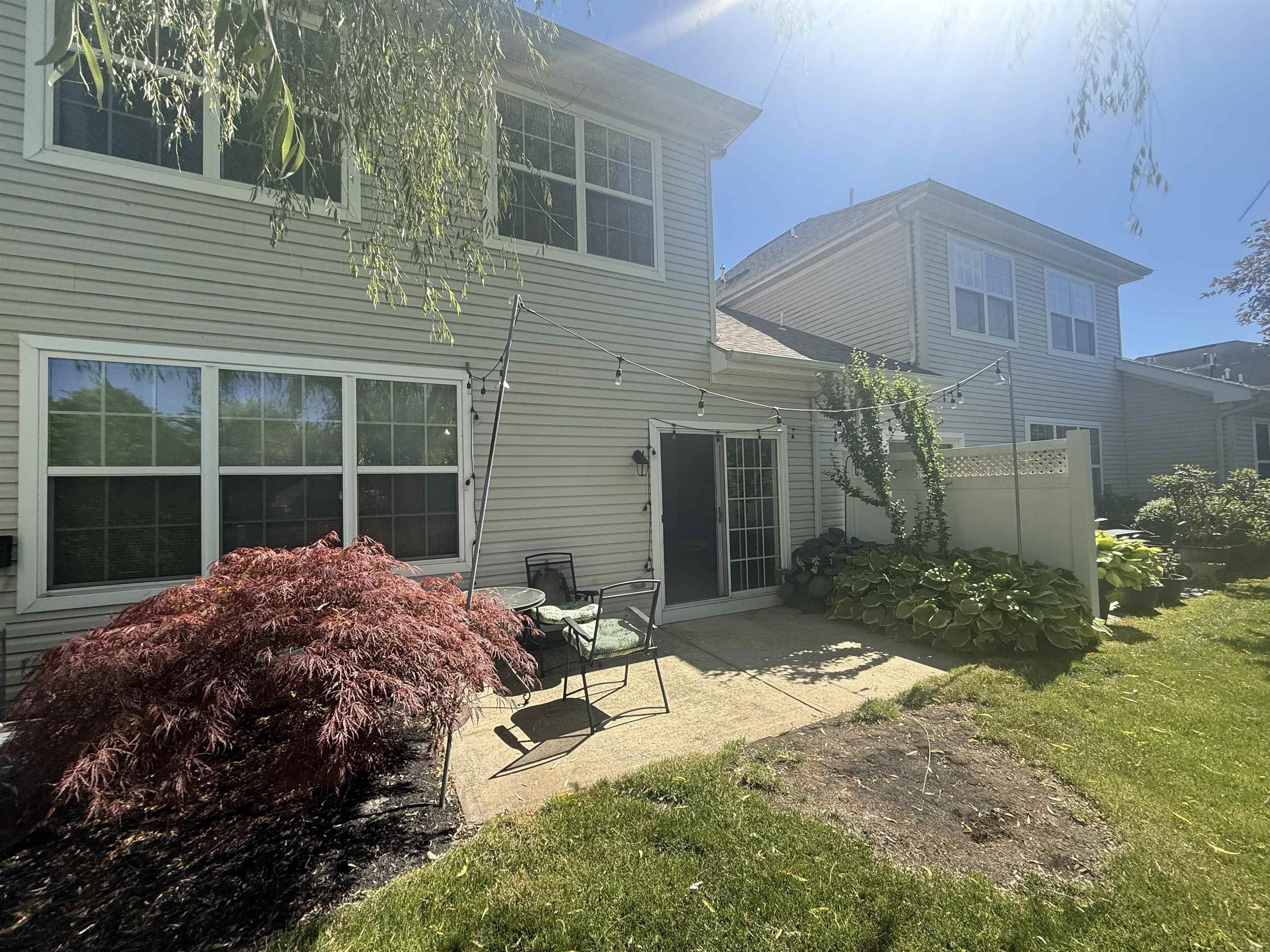 9 Delray Ln