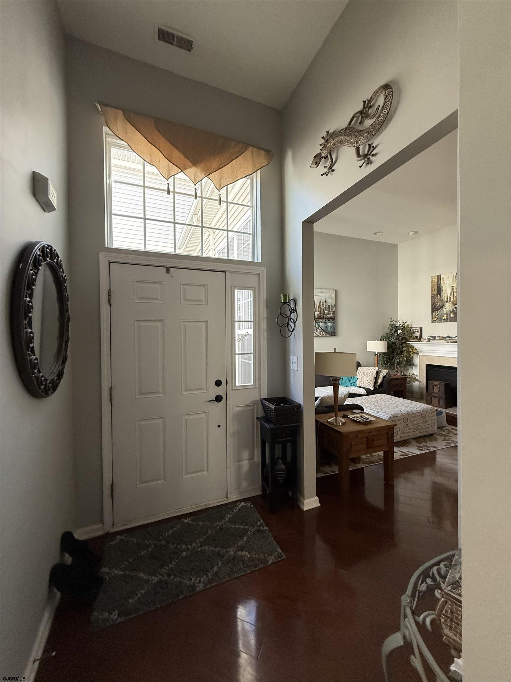 9 Delray Ln