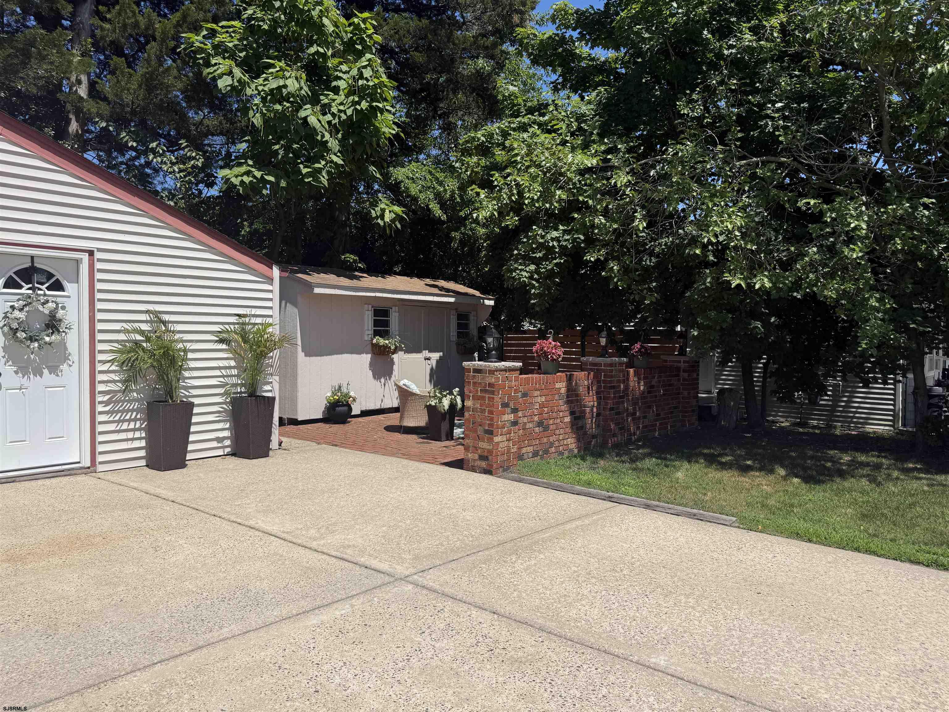 194 N Shore Road