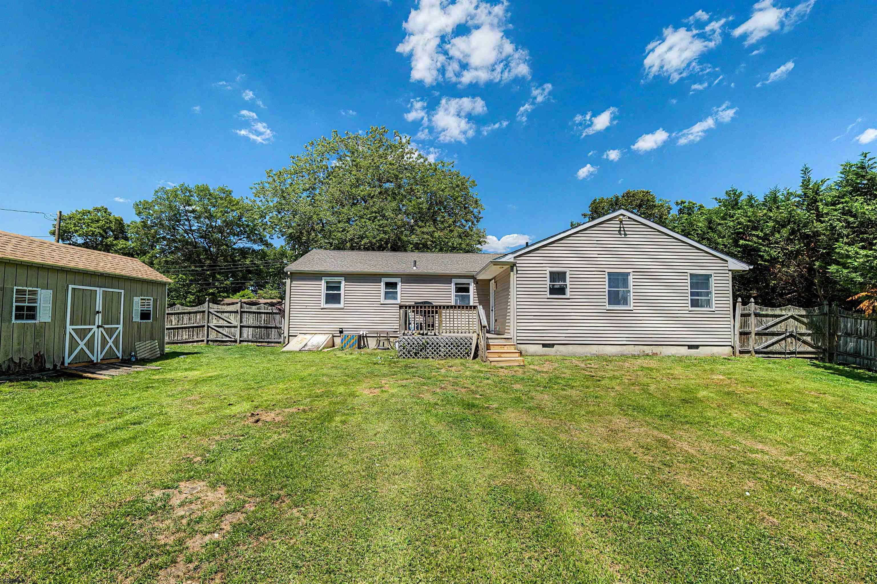149 Crestview Ave