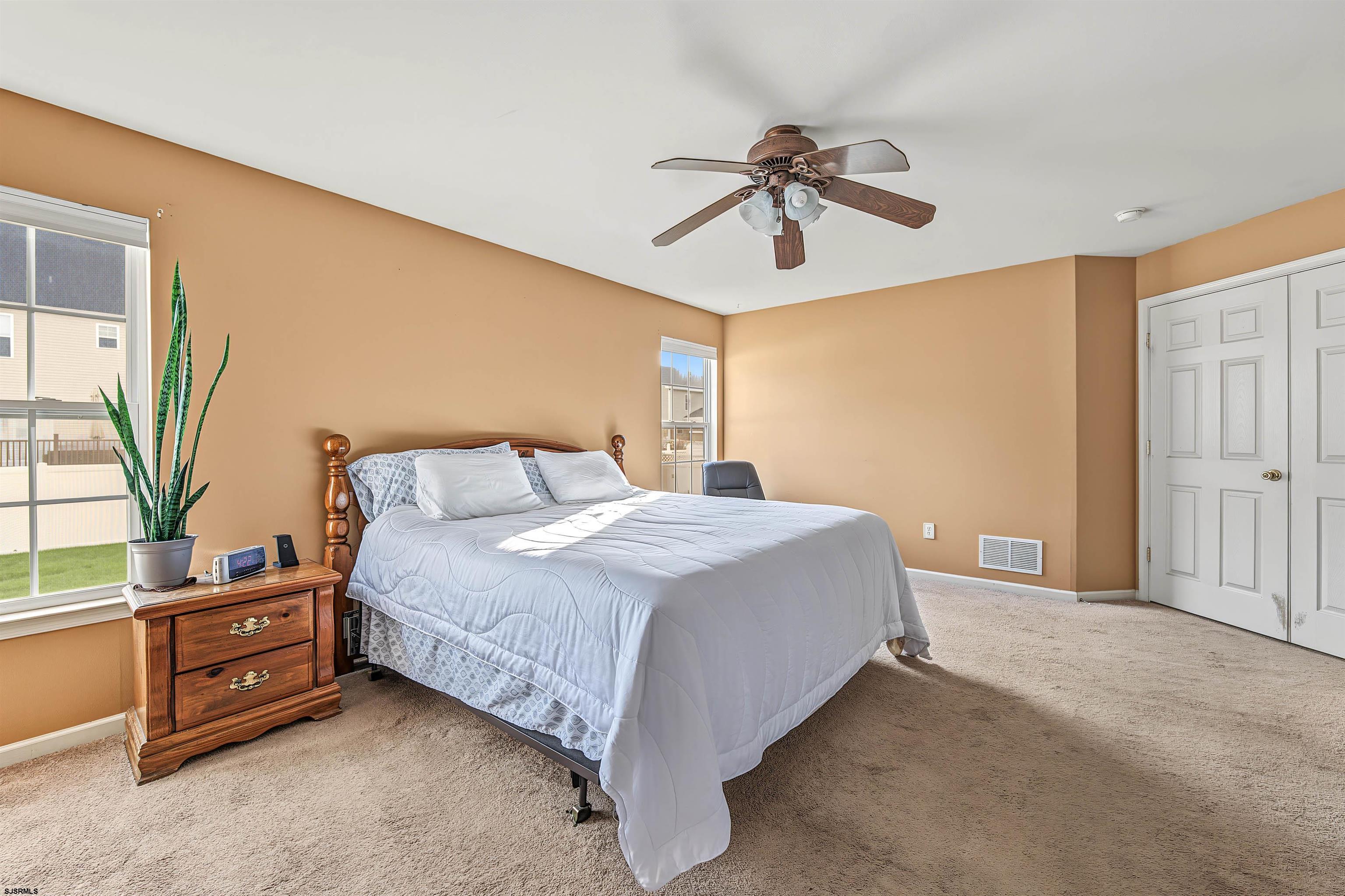43 Donegal Ln