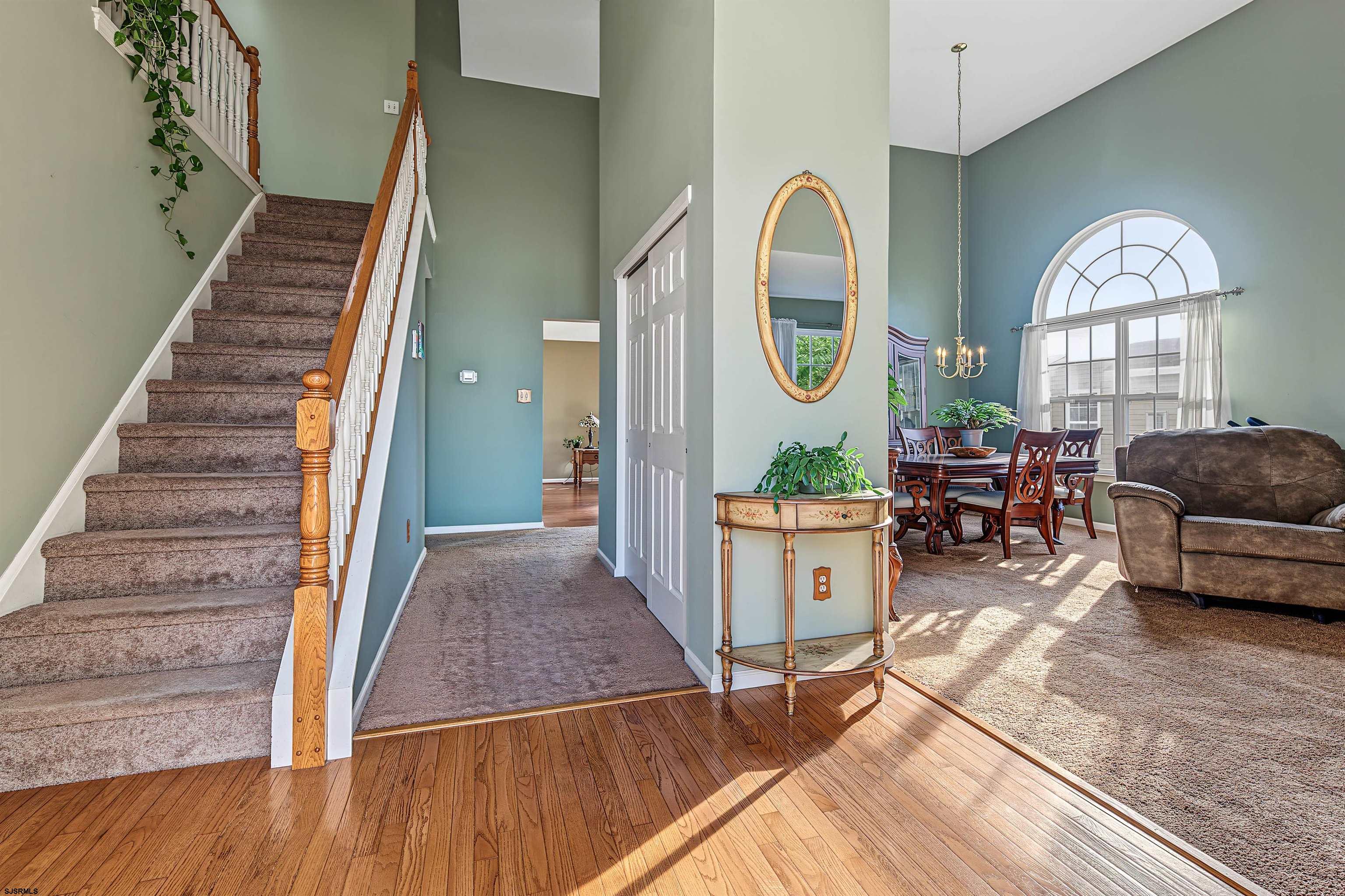 43 Donegal Ln