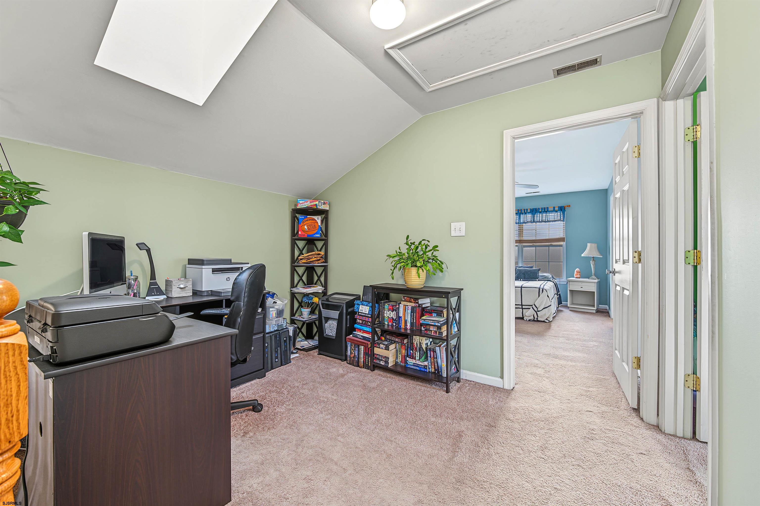 43 Donegal Ln