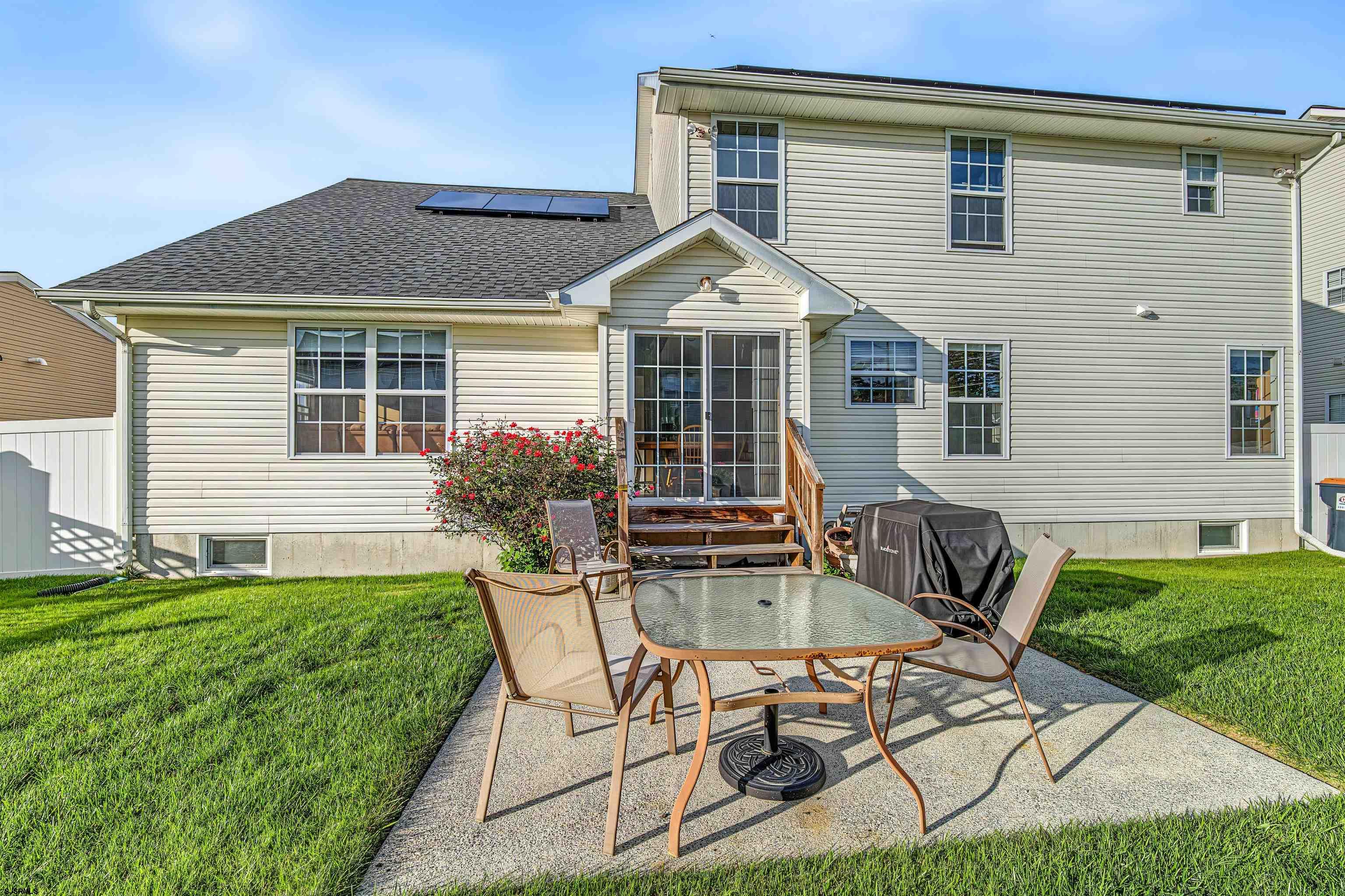 43 Donegal Ln