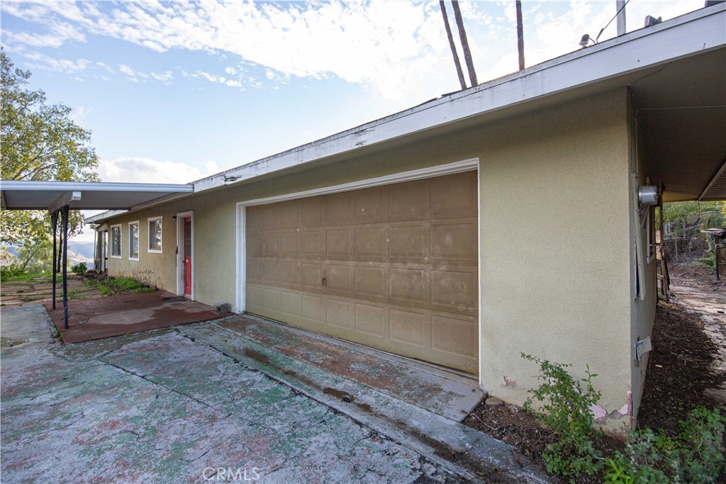 760 Rainbow Hills Road