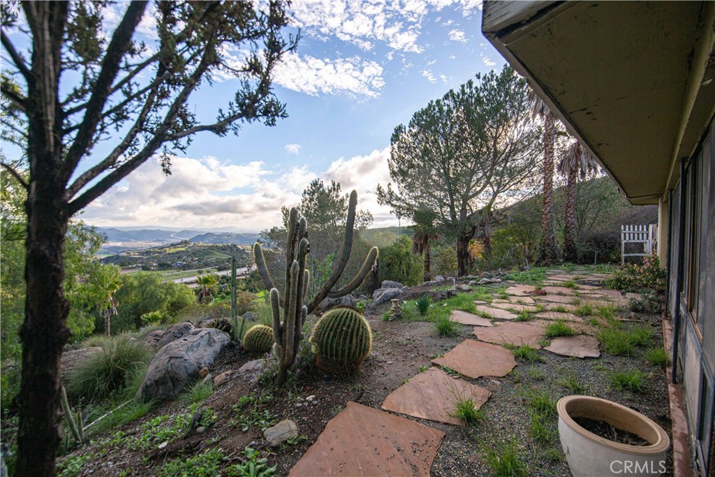 760 Rainbow Hills Road