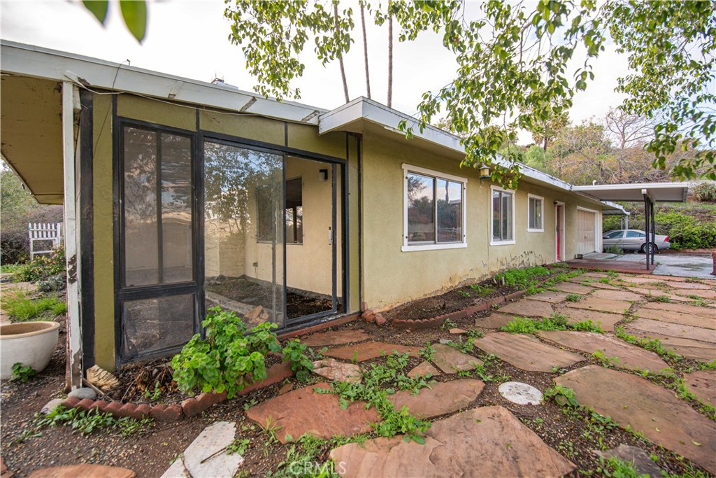 760 Rainbow Hills Road