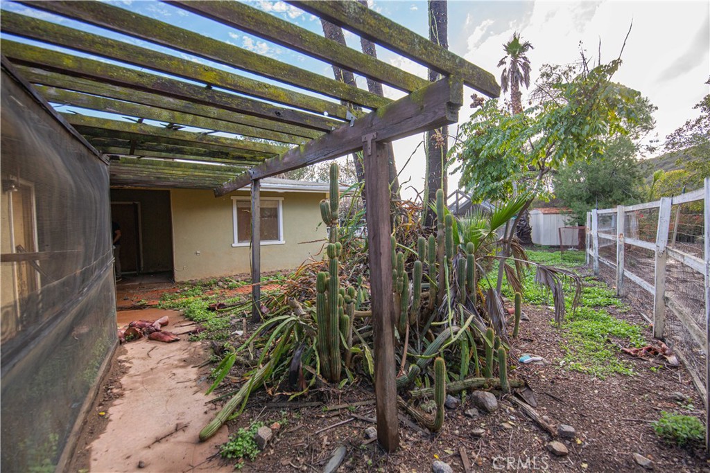 760 Rainbow Hills Road