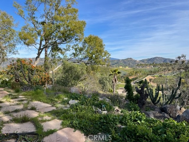 760 Rainbow Hills Road