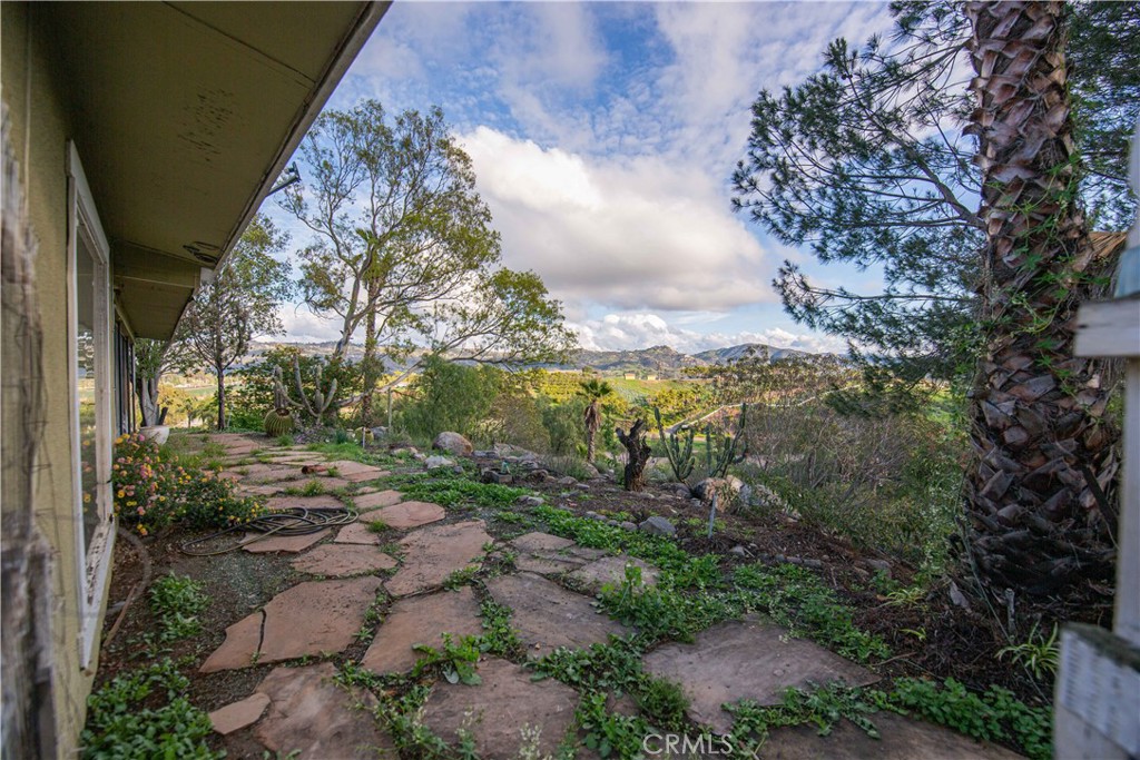 760 Rainbow Hills Road