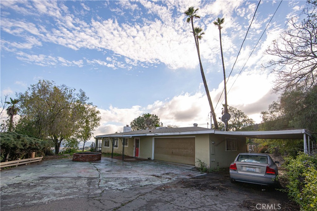 760 Rainbow Hills Road