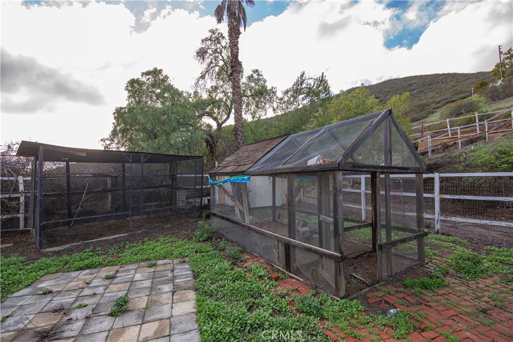 760 Rainbow Hills Road