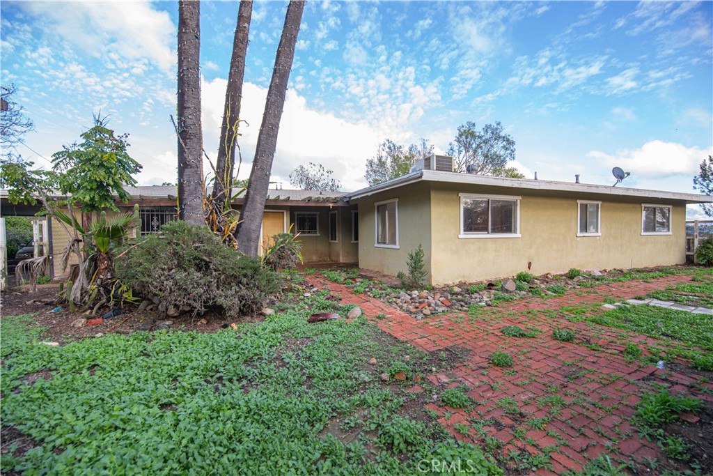 760 Rainbow Hills Road