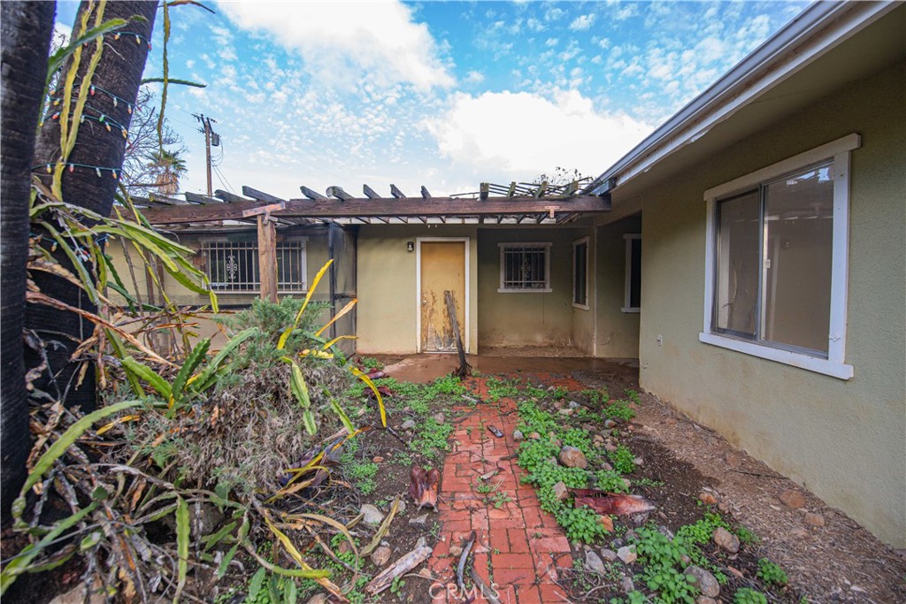 760 Rainbow Hills Road