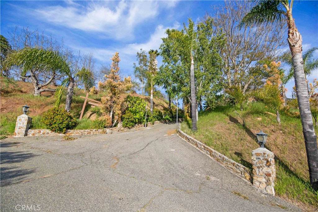 712 Stewart Canyon Road