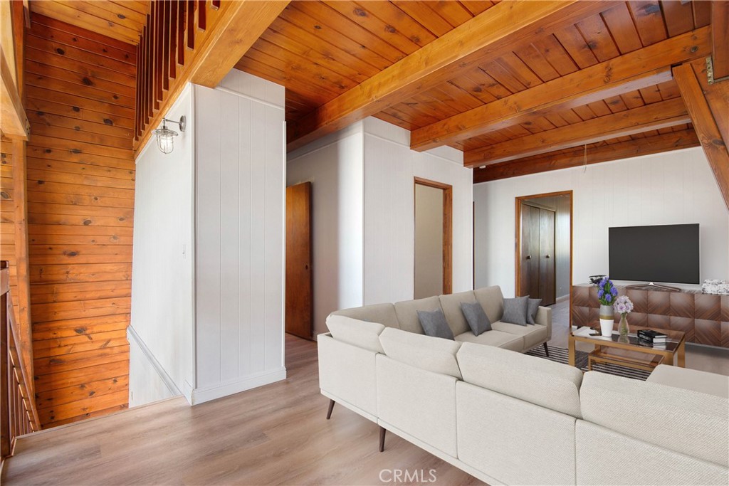 32891 Mountain View Road