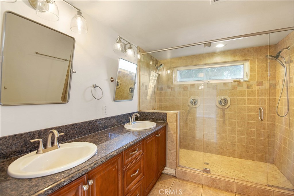 32891 Mountain View Road