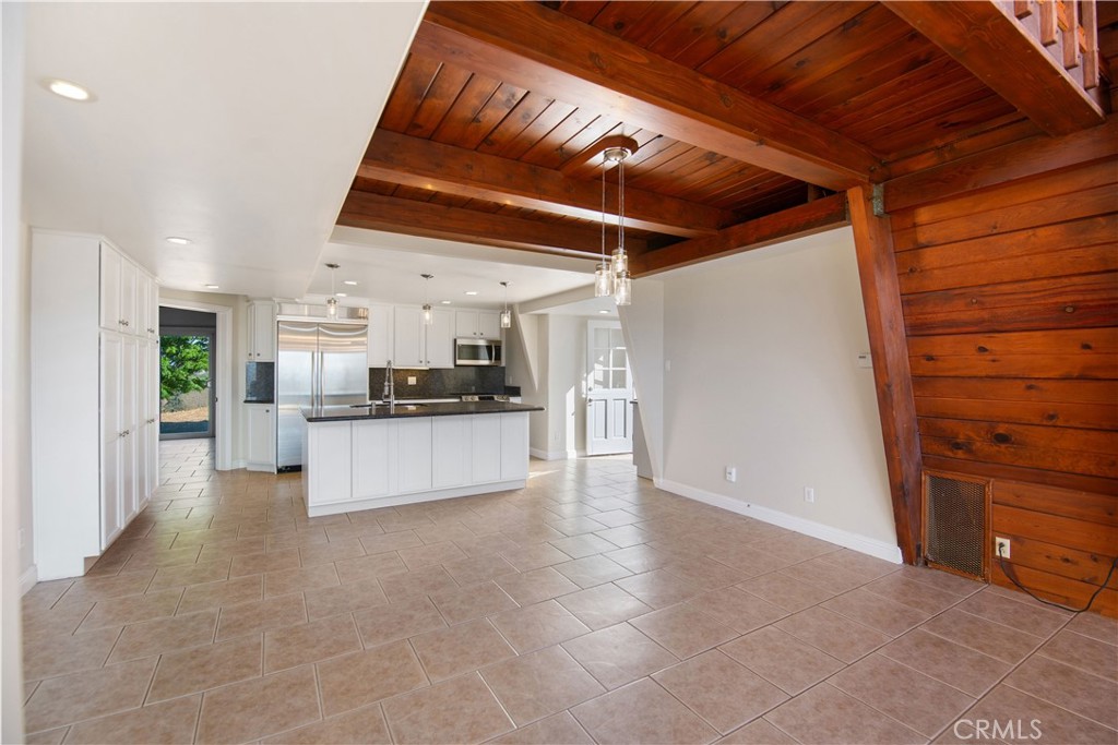 32891 Mountain View Road