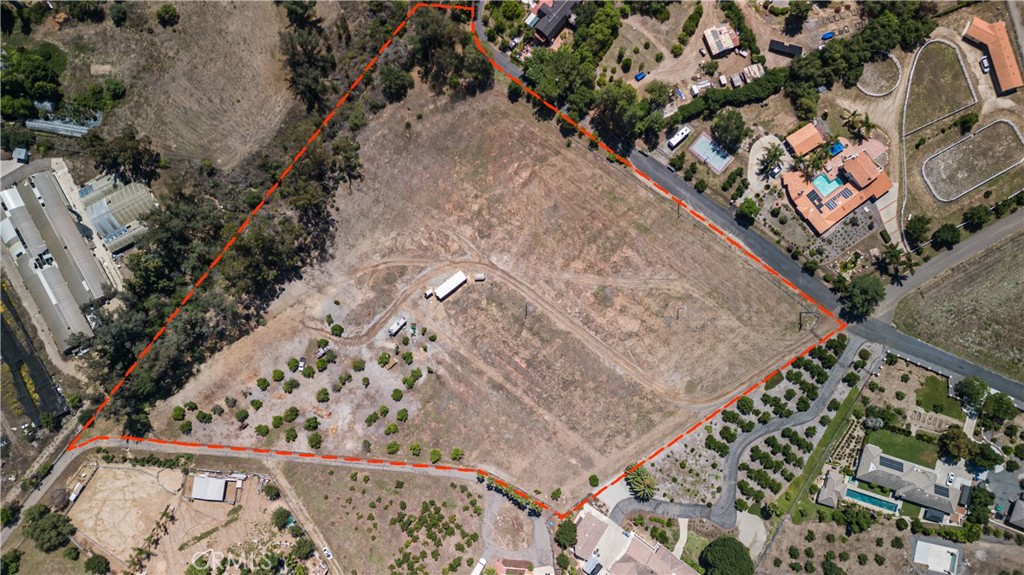1011 El Paisano Drive