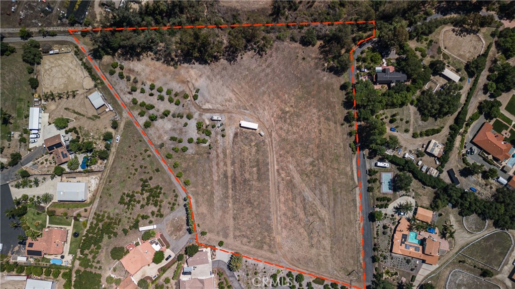1011 El Paisano Drive