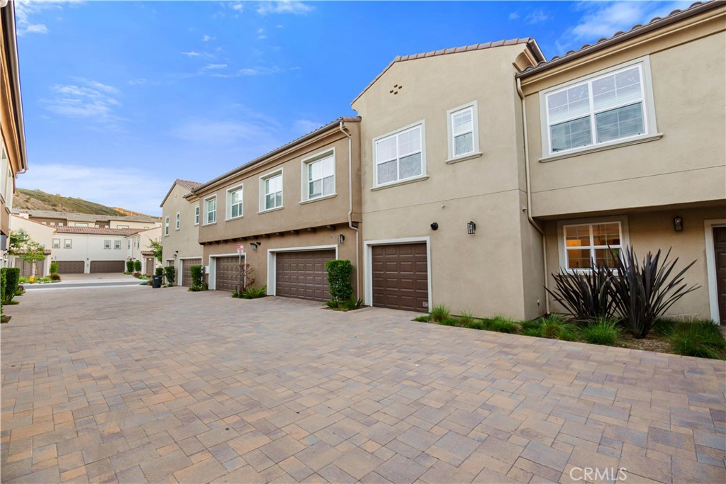 150 Diamante Road