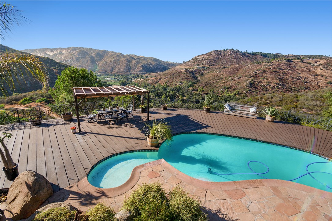 29225 Pamoosa Lane