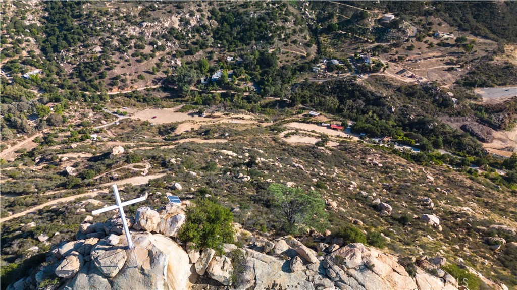 5589 Rainbow Creek Road