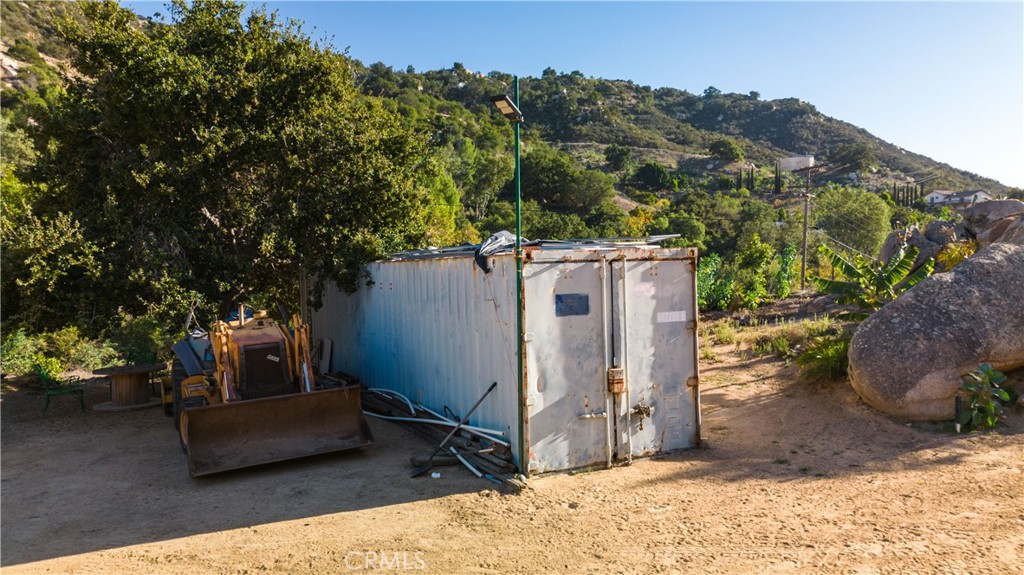 5589 Rainbow Creek Road