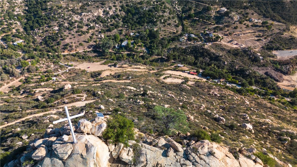 5589 Rainbow Creek Road