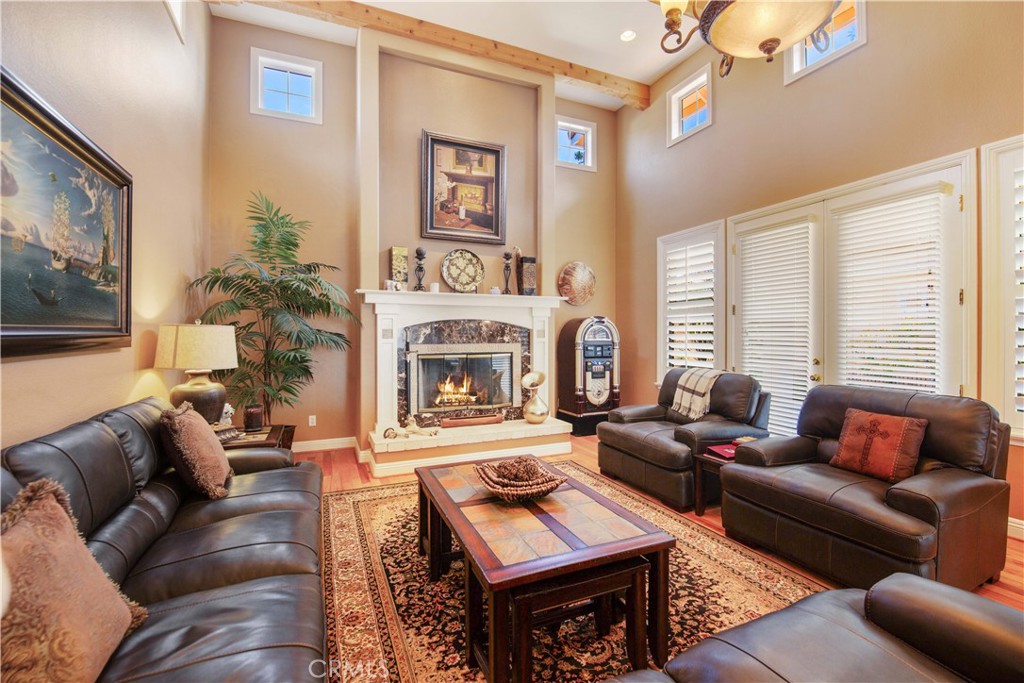3988 Keri Way