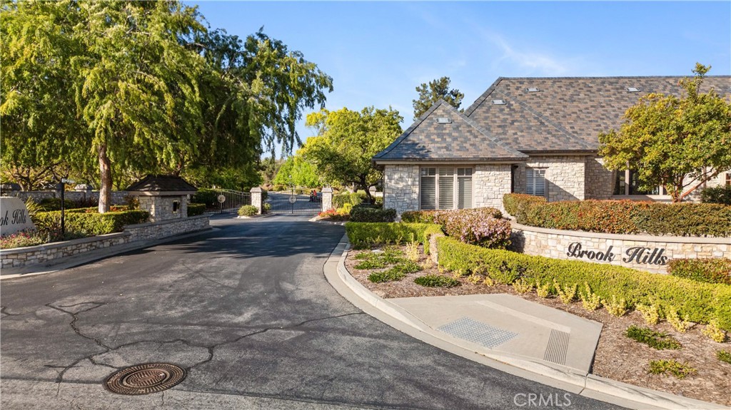 3988 Keri Way