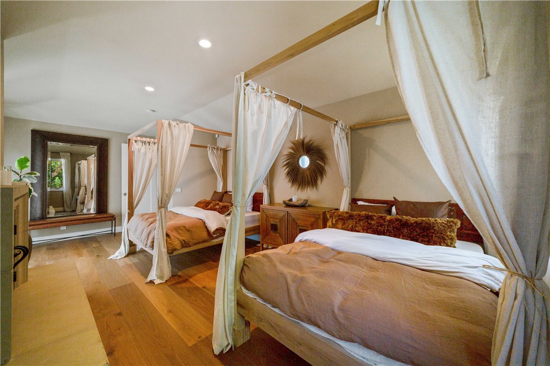 6718 Via De La Reina