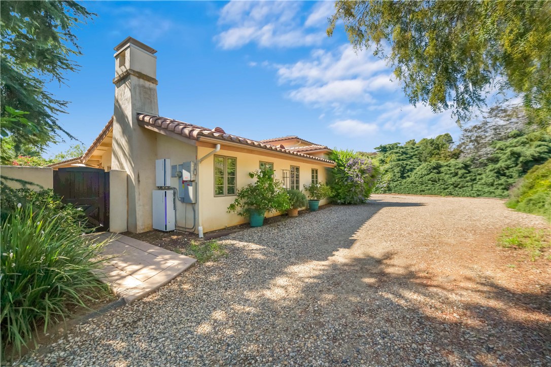 6718 Via De La Reina