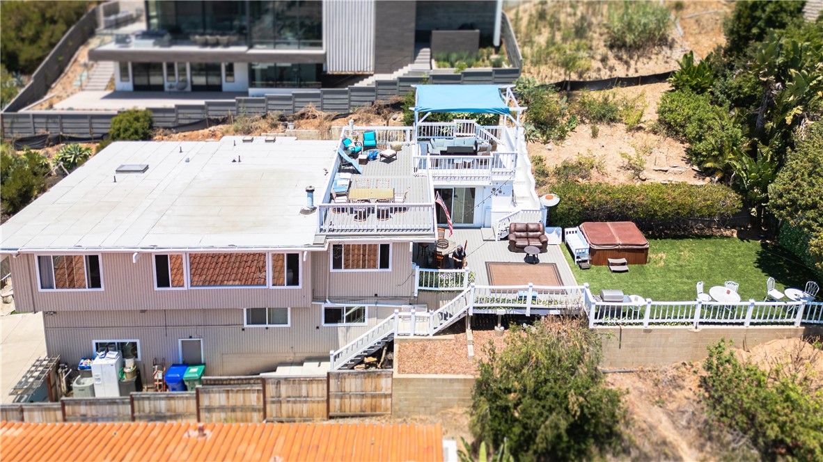 3126 Russell Street