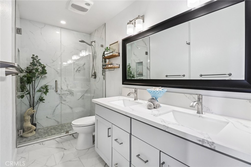 1445 S Pacific Street I