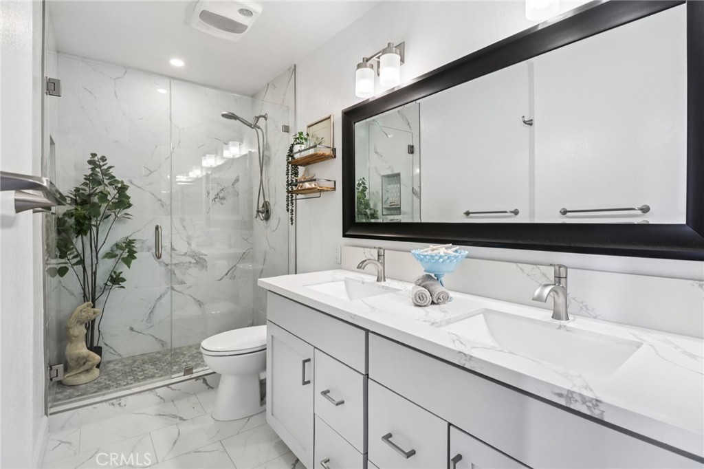 1445 S Pacific Street I