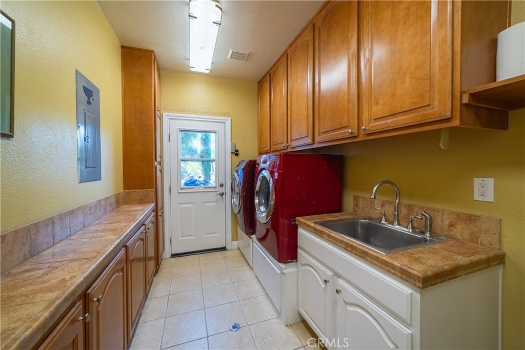 3807 Wendi Court