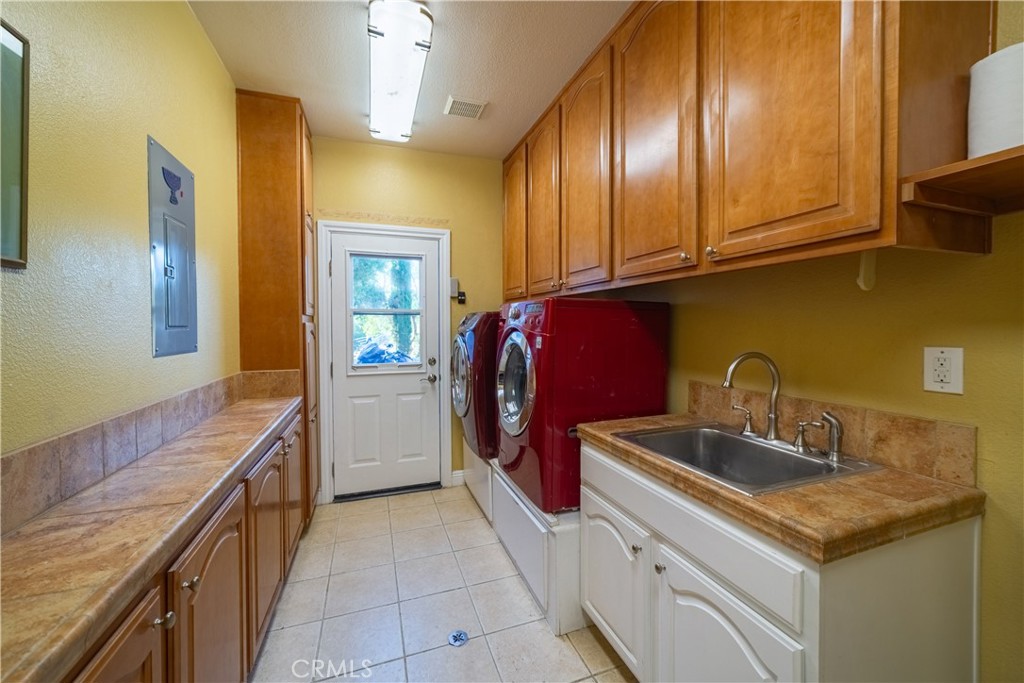 3807 Wendi Court