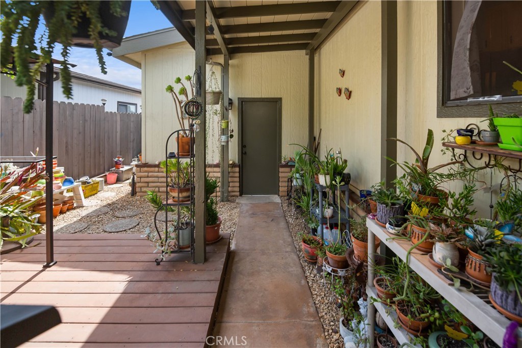 1720 Toyon Glen