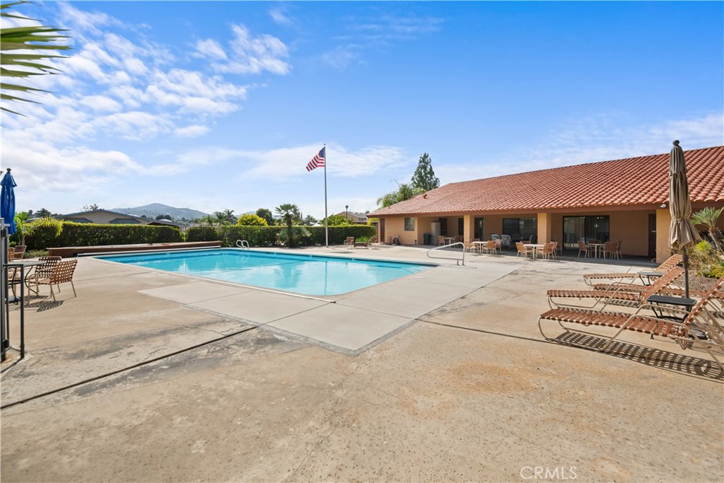 1720 Toyon Glen