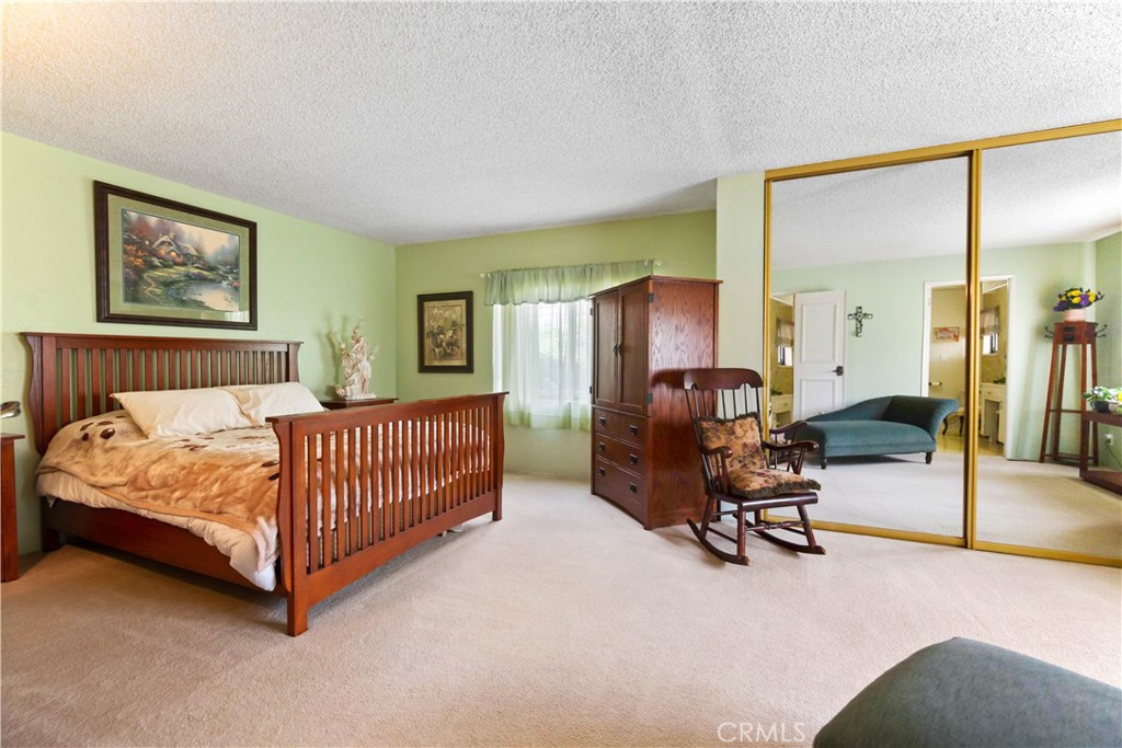 1720 Toyon Glen